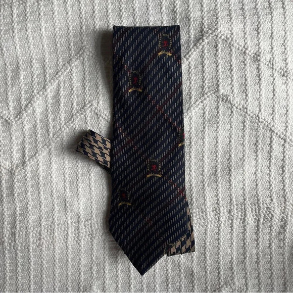 Vintage Tommy Hilfiger neck tie - Picture 3 of 5
